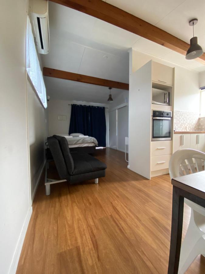 Featherston Motels And Camping Exterior photo